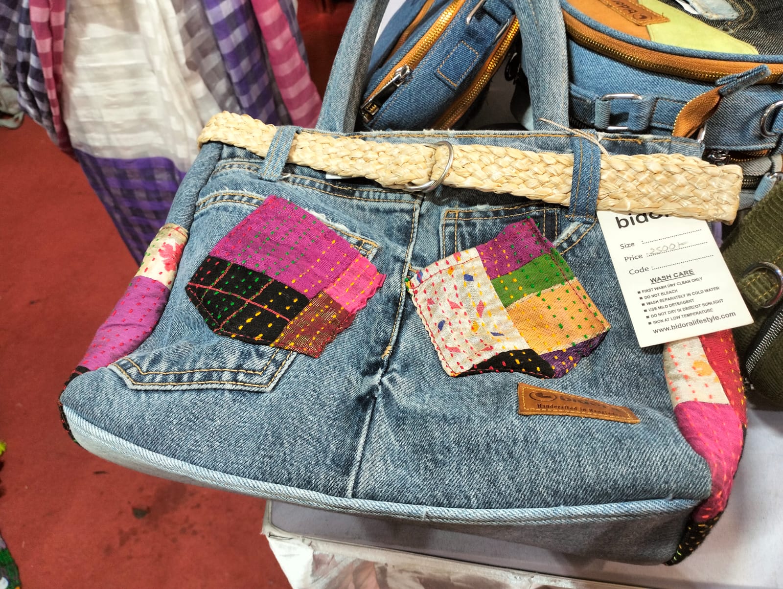 Handmade Fashionable Women's Bag